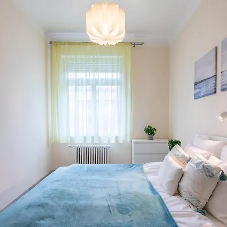 Comfy And Cute شقة بودابست